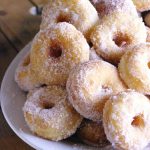 Mini donuts à la cannelle