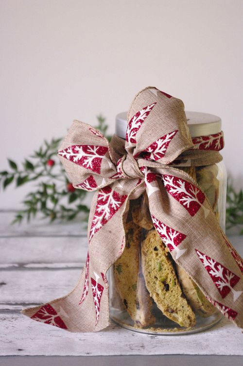 Biscotti de Noël aux pistaches et cranberries