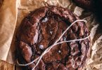 Cookies craquelés au chocolat noir aussi fondants qu'un brownie